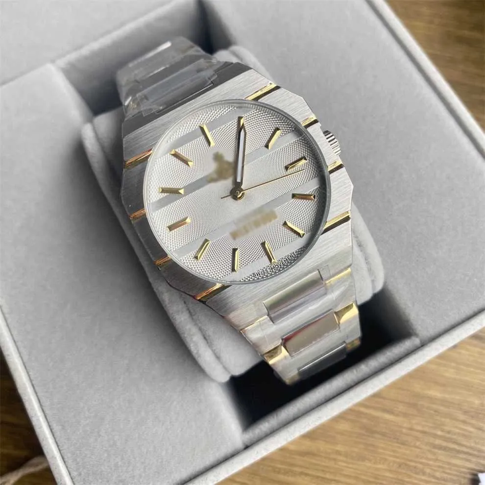 Empress Dowager Broken Ice Blue Saturn Fruit Terner Quartz Watch Small Luxury Steel Band For Women And Men With 80 Discount Sale From I0006 141.58 DHgate.Com
