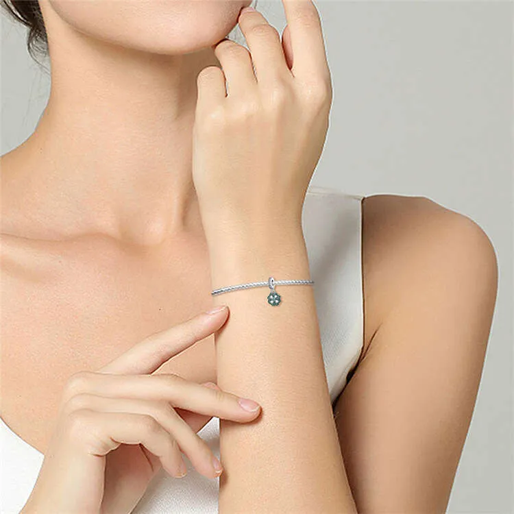 Charm coccinella e quadrifoglio verde in argento per bracciale_voghion.com
