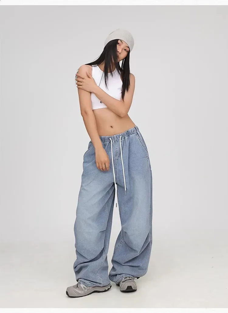 Blue Denim baggy sweatpants for Women - CBXLAB Street Dance Blue Denim baggy sweatpants for Women - CBXLAB Street Dance