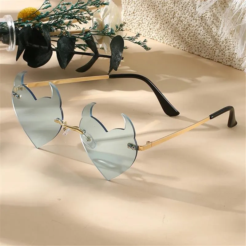 Devil Horn Sunglasses - Rimless Heart Shape UV Protection  display picture 1