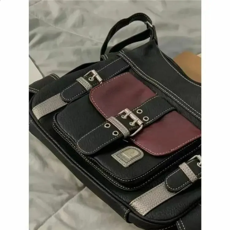 DHgate.com:Womens Y2K Crossbody Bag - PU Leather Shoulder