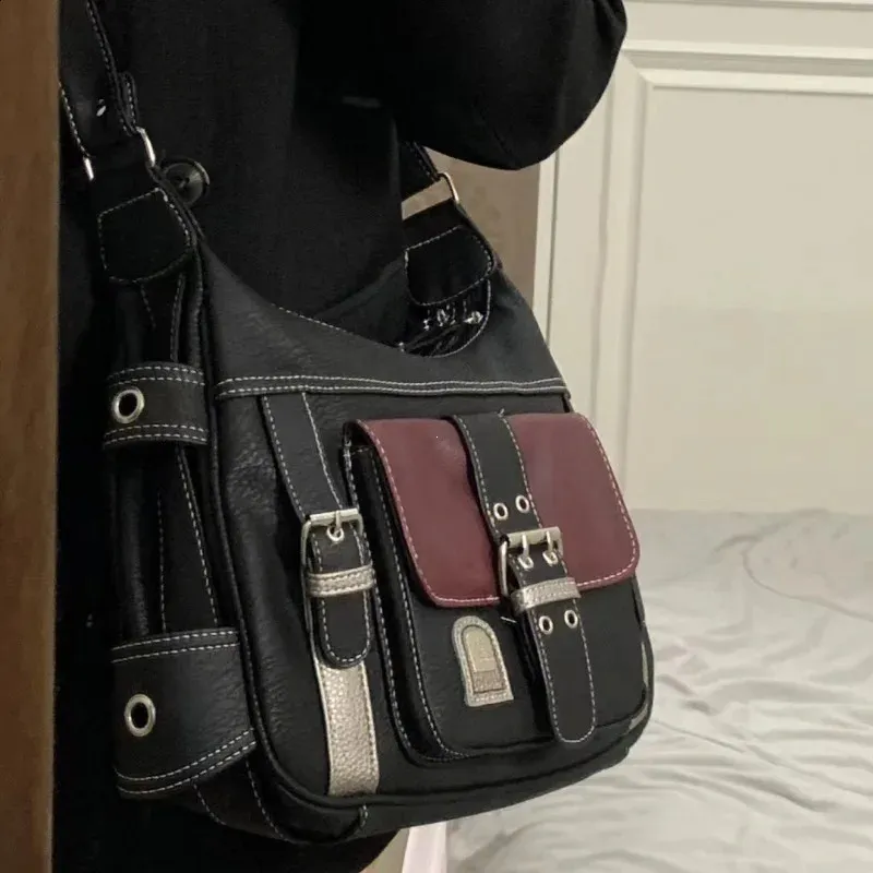 DHgate.com:Womens Y2K Crossbody Bag - PU Leather Shoulder