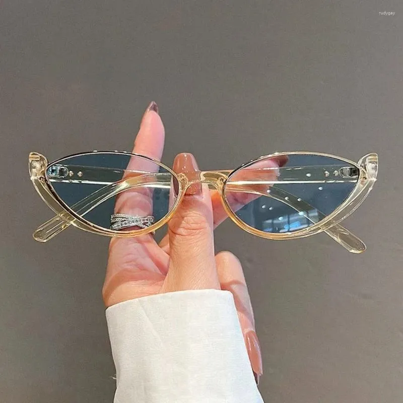 Vintage Cat Eye Sunglasses for Women - Small Half-Frame 