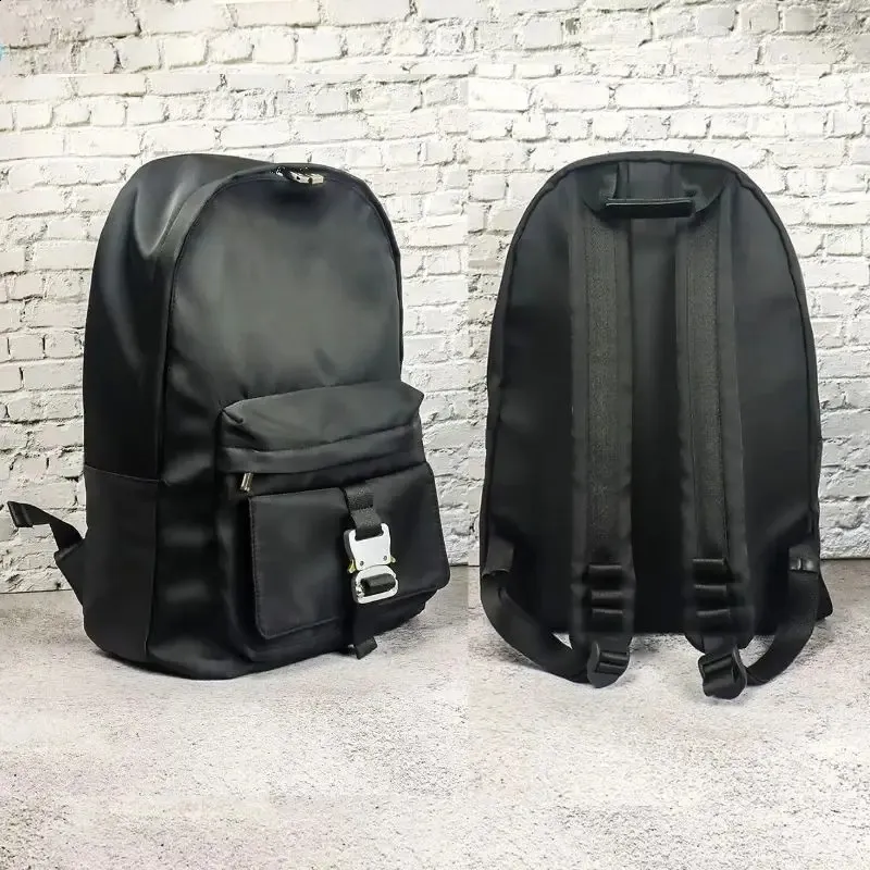 バッグ 1017 ALYX 9SM Backpack 2ba75d0e-7764-44c3-9738-