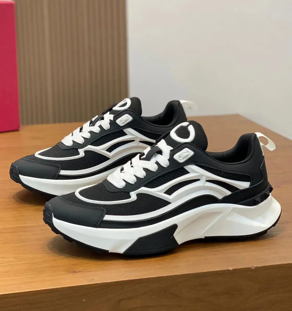 Ahorra a lo Grande en Compras al por Mayor de Brand Men True Act Trainers  Bound Trainers Zapatos De Ternero Casco Caminata Caminata Blanca Blanca  Mesh