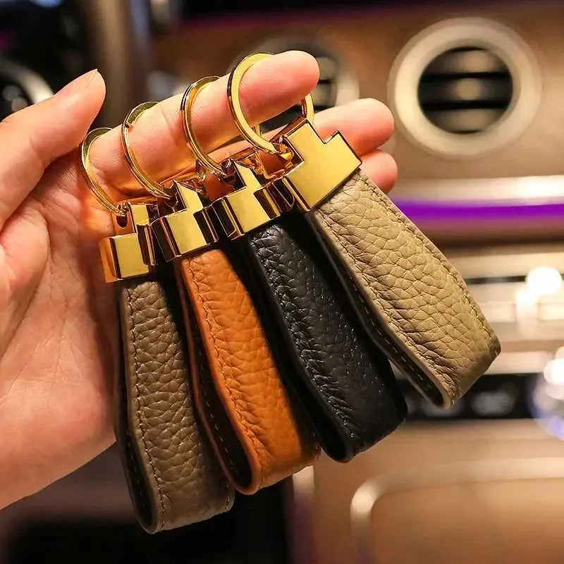 Premium Leather Car Key Holder for Women Men Luxury Keychain