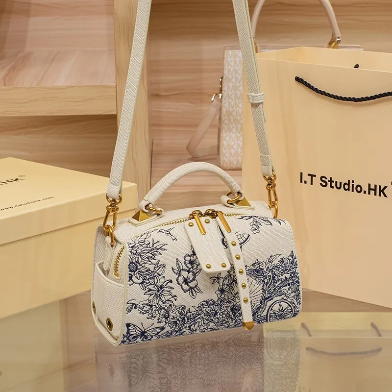 TB woman bag Hand pillow bag bucket one shoulder crossbody bag Womens Designer Crossbody Bags On Sale Chic Pillow Bag  main image 4