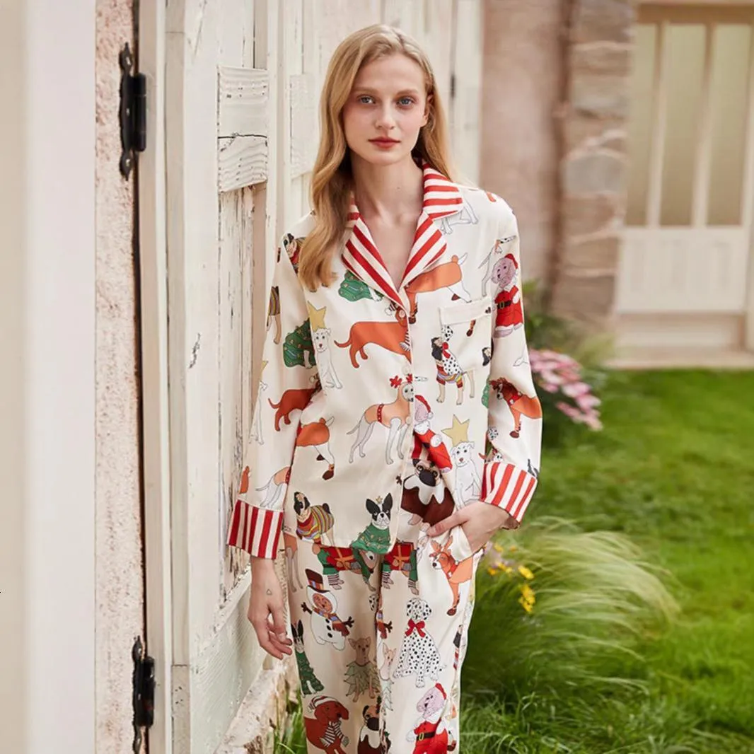 Xoenoiee Christmas Deer Snowman Tree Candy Snowflake Print Zipper Robes For Women Xmas Long Bathrobes Lightweight Full Length Housecoat With Pockets Comfy Loungewear Nightgown, S