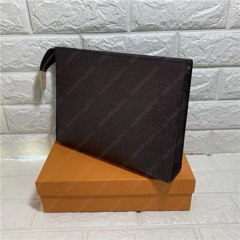 High Quality Luxury Clutch Bags Toiletry Pouch Handbags Designer Wallet Purses Men Women Leather Handbag Shoulder Bag Wallets Card Holder Chain 26cm From 18 5 DHgate