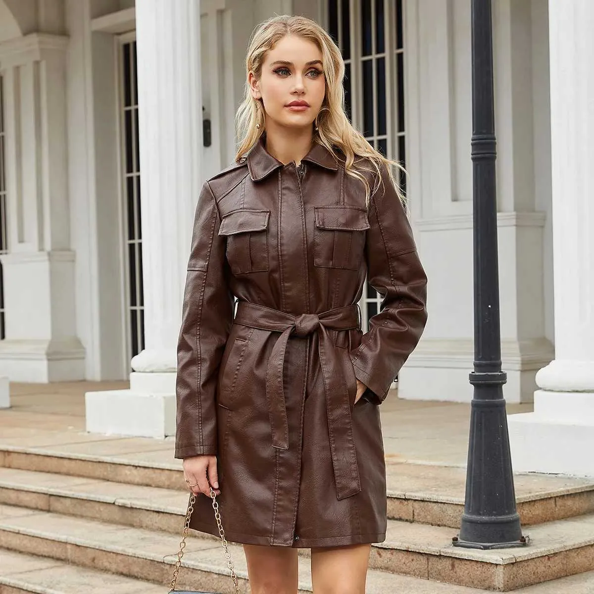 Luxury Women's Soft Leather windbreaker jacket Coat in Luxury Women's Soft Leather windbreaker jacket Coat in