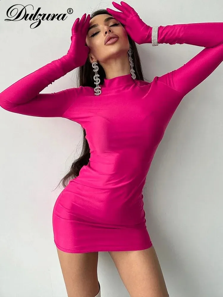 Maillot de bain une pièce violet fermeture nouée au dos