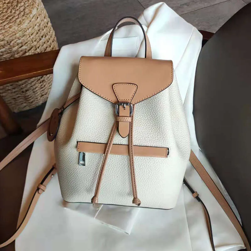 トートバッグ Fallett Clasp backpack beige FA2401BG18BE ROIY