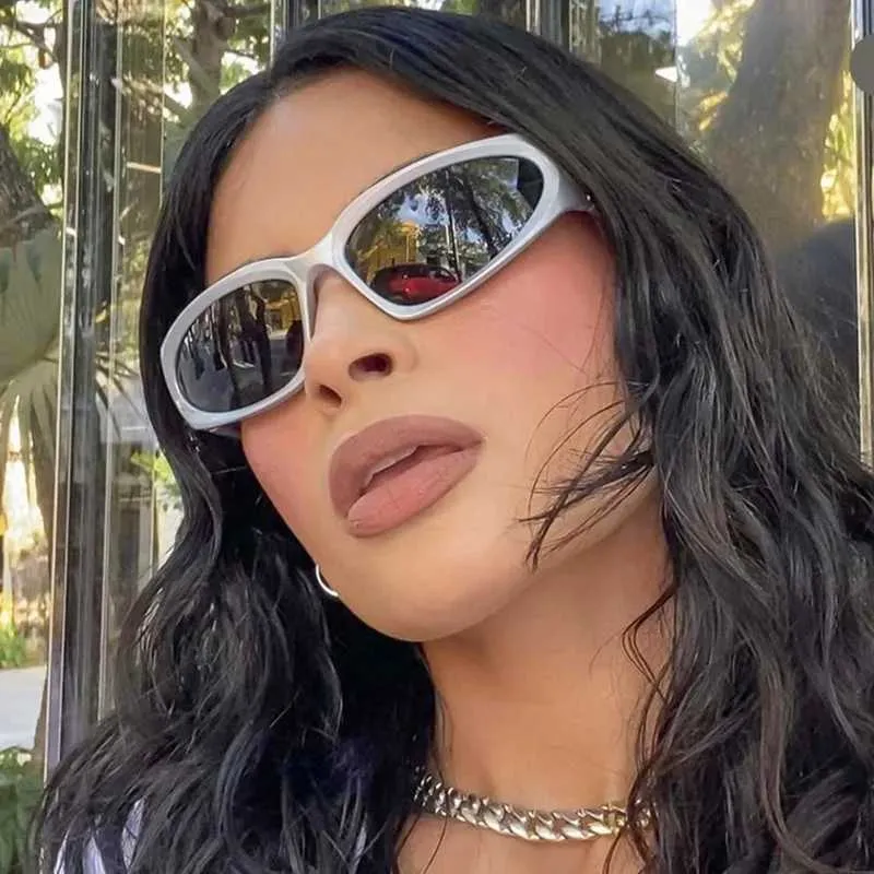 Stylish Square Sun Glasses - Y2K Punk Fashion Eyewear, UV400  display picture 1