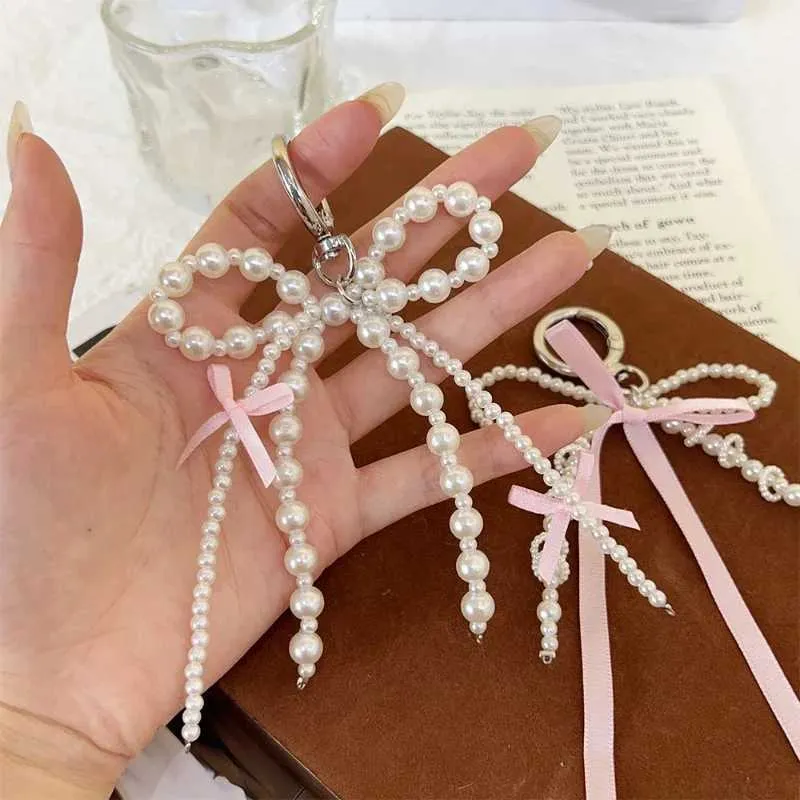 Sweet Pearl Bow Keychain: Heart & Ribbon Charm for Backpacks & Bags ...