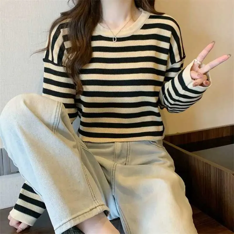 Yihaojia Women's Casual Striped Sweatshirt - Long Sleeve Loose Fit Pullover Top