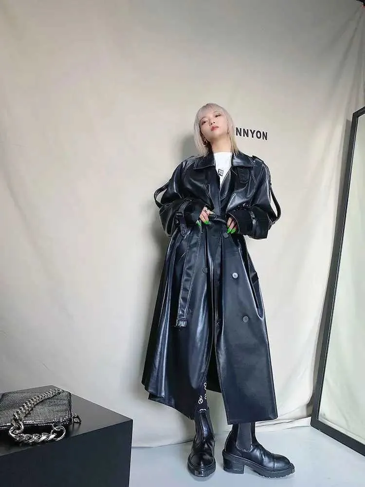 Korean Winter Wear Fashion: Womens Long Black Faux Leather