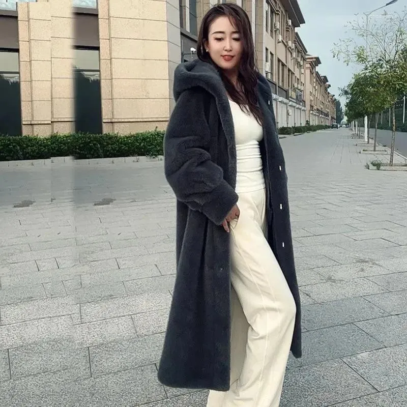DHgate.com:Womens Hooded Mink Fur Coat - Long Winter
