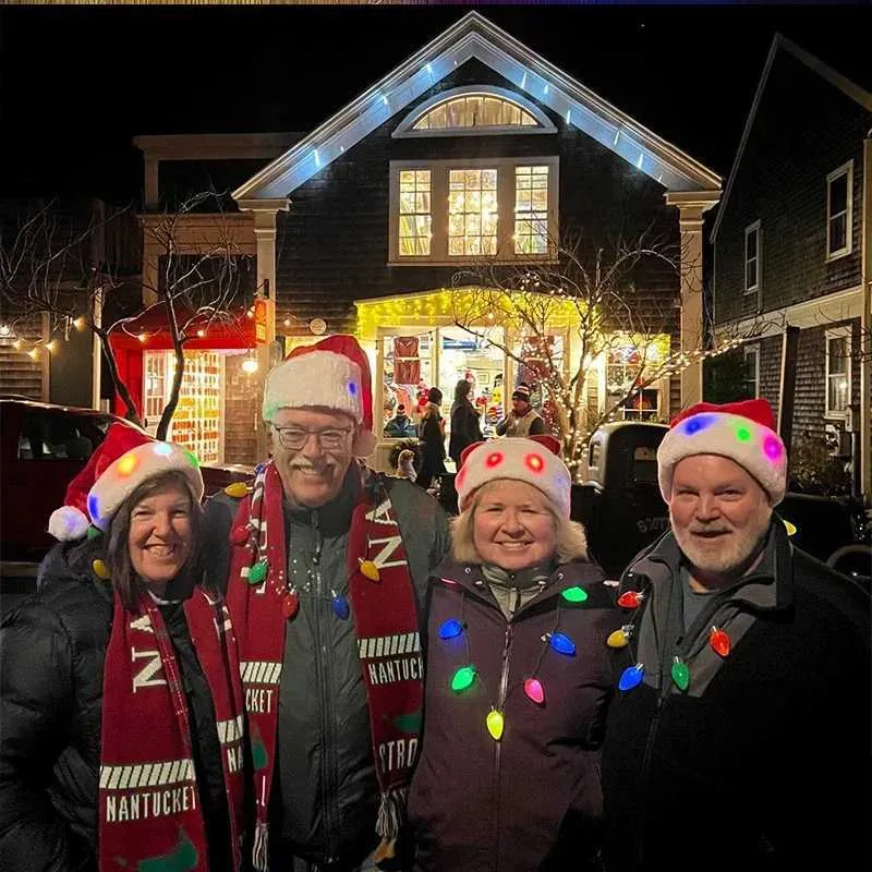 Plüsch-Weihnachtsmütze Mit LED-Lichtern – Blinkende Mütze Für Erwachsene & Kinder