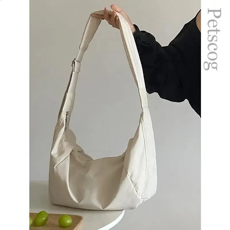 Nylon Crossbody Bag: Womens Casual Shoulder Bag Lightweight