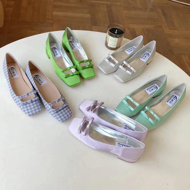 Bulk Patent Leather Mary Jane Shoes: Mint Green Satin Single