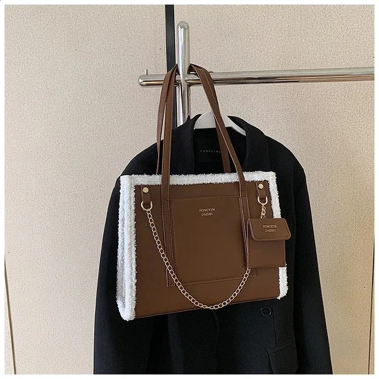 Stylish Lamb Wool Commuting Sherpa Tote For Women Large