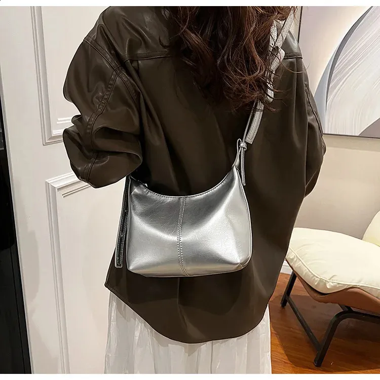 【ラッピング不可】 Fashion Korean Silver shoulder women's Leather PU ショルダーバッグ