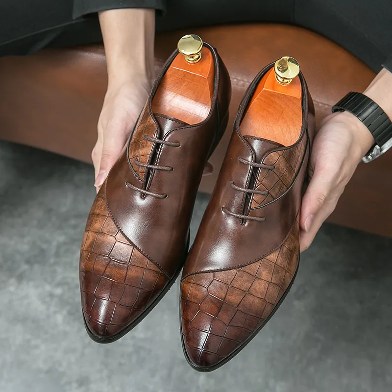 Wholesale Handmade Pointed Toe Lace Up Brown Derby For Men Formal 