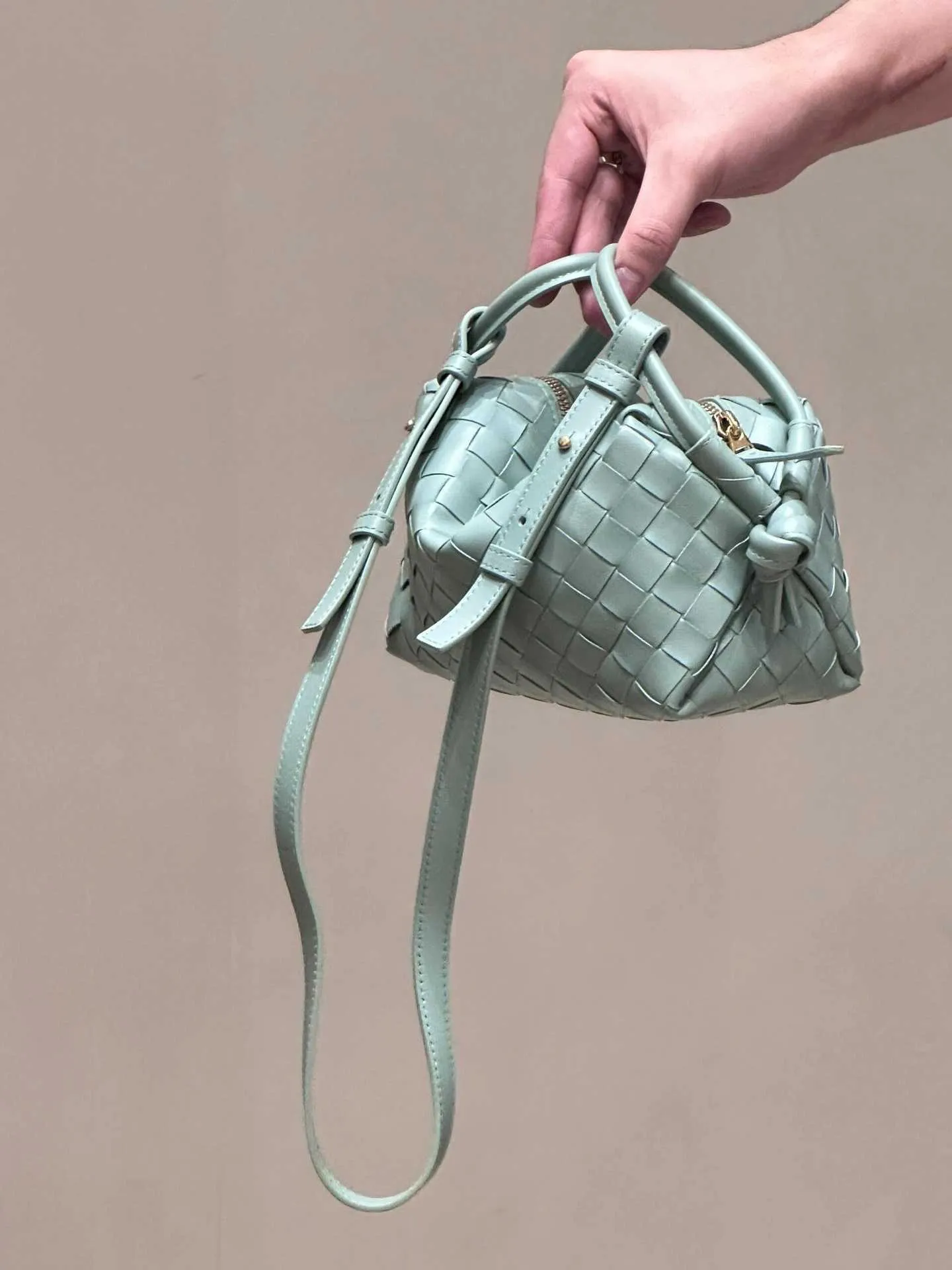 épine エピヌ 2way bijou satin gather bag エピヌepine ビジューショルダーバッグ - メルカリ