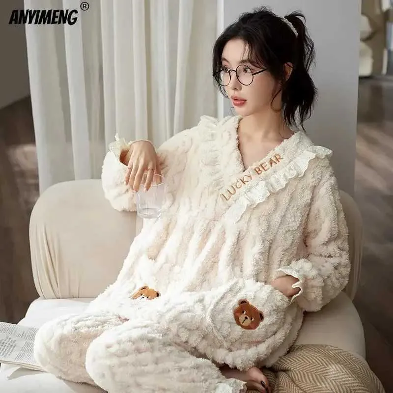 Winter Womens Jacquard Coral Pajama Set Teddy Style Thermal Spwear For Plus Size Women Kawaii Girls Chubby Long Pijamas Para Mujer Amazon In 3XL And 4XL H240923 From Sadrop 9.32 DHgate.Com