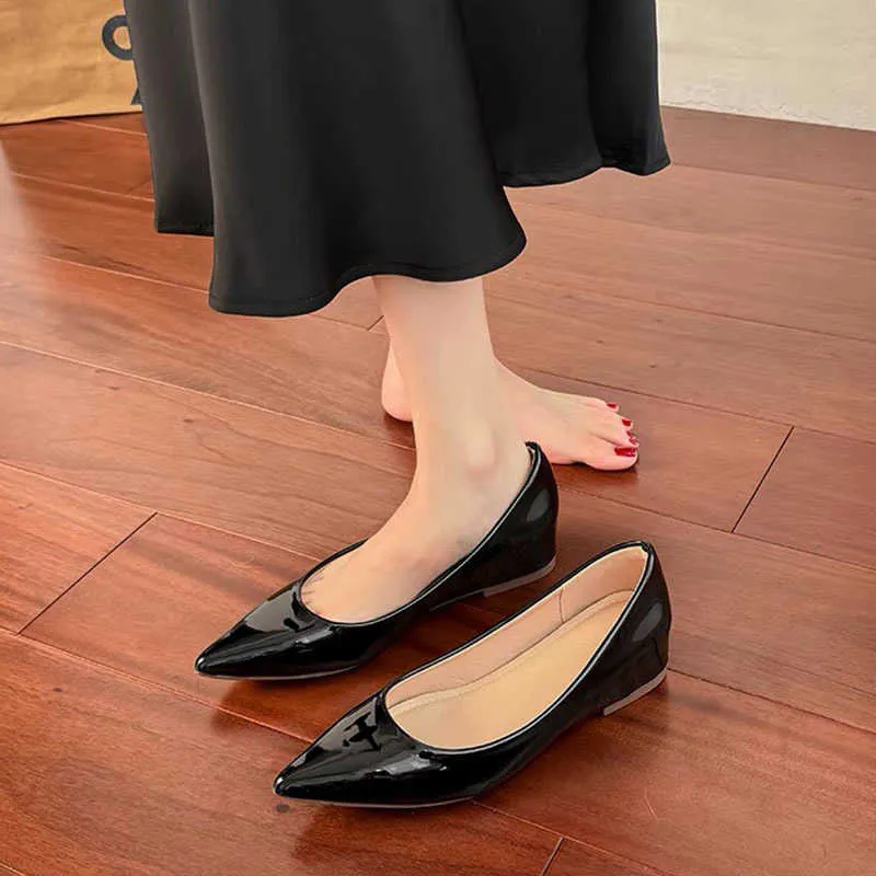 Red bottom flat shoes new arrivals