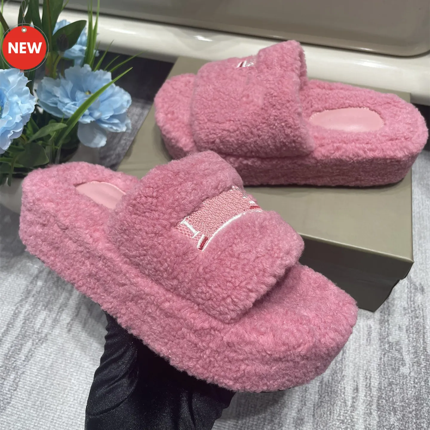 Save Big on Bulk Womens Black Fur Slides Furry Platform Slippers For Women:  5CM Thick Sole, Plush Fur Slides, Black, White, Pink Comfortable Winter - Main Image