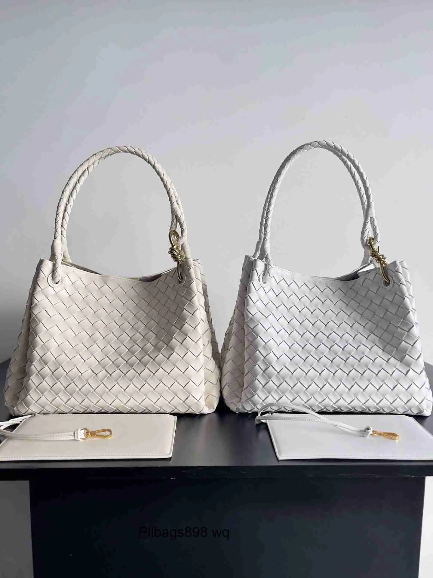 épine エピヌ 2way bijou satin gather bag é ribbon 2way bijou satin gather bag