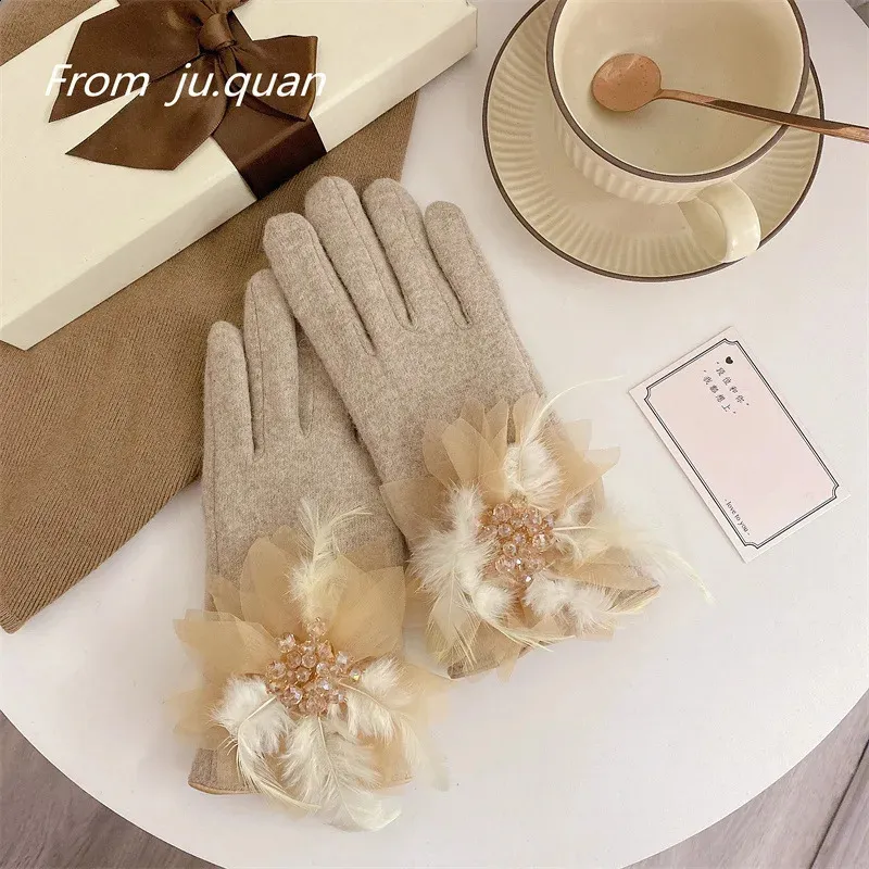 Womens Warm Cycling Gloves With Touchscreen Plush Driving Gloves