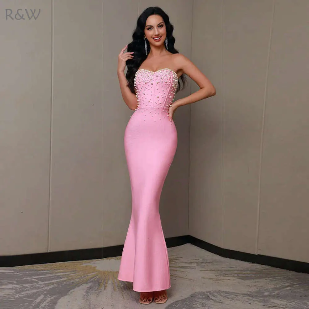 2024 New Sexy Pink Mother of the Bride Pink prom dress with Off-Shoulder Pearls, Beads, and Crystal Embellishments - Perfect for Evening Wear, Proms 2024 New Sexy Pink Mother of the Bride Pink prom dress with Off-Shoulder Pearls, Beads, and Crystal Embellishments - Perfect for Evening Wear, Proms