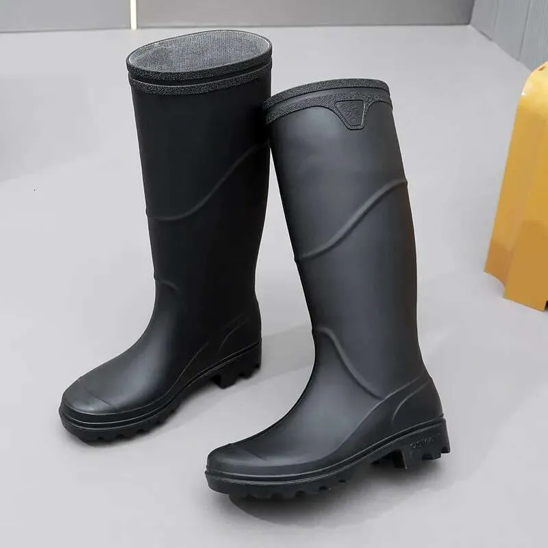 Waterproof Rubber Rain Boots | Protective Solid Color Men's Outdoor Work Boots Waterproof Rubber Rain Boots | Protective Solid Color Men's Outdoor Work Boots