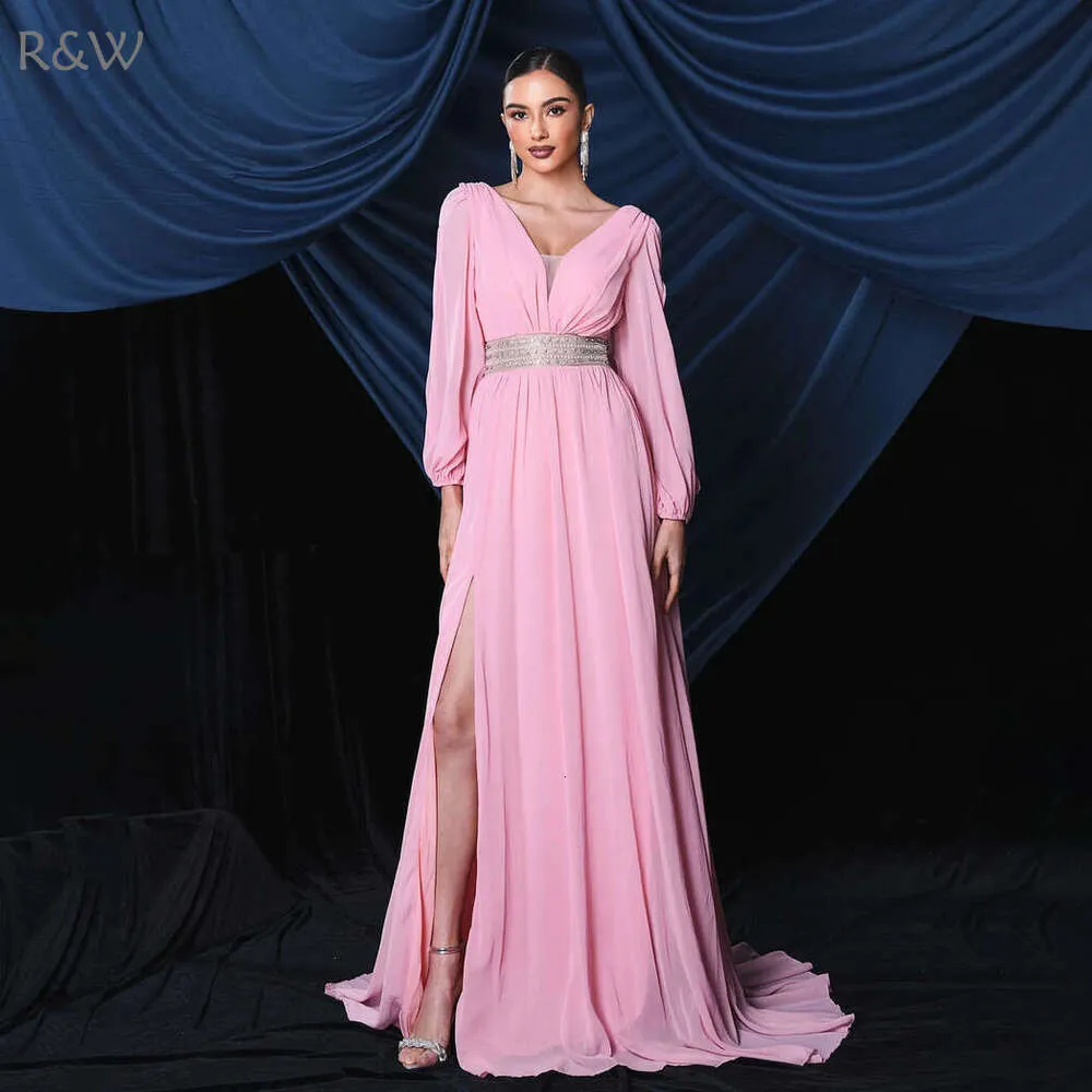 Arabic Pink Prom Dress Long Sleeves Backless Chiffon Evening Formal Party Gown with Embroidery and Sweep Train from Dhgate Prom Dresses - price 200.97 Arabic Pink Prom Dress Long Sleeves Backless Chiffon Evening Formal Party Gown with Embroidery and Sweep Train from Dhgate Prom Dresses - price 200.97