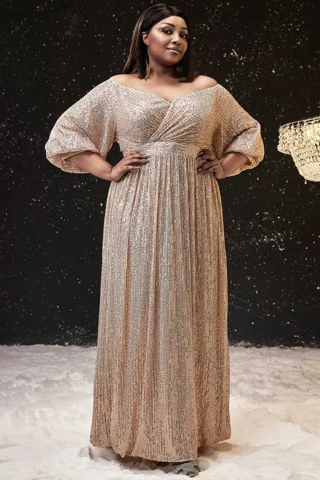 Off-Shoulder Apricot Plus Size maxi dresses with Sleeves for Plus Size Women - Perfect for Formal Occasions, Weddings, and Cocktail Parties (M240924)