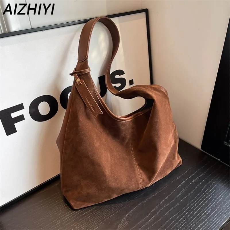 Suede Hobo Handbag: Large Capacity Green Suede Purse For Work