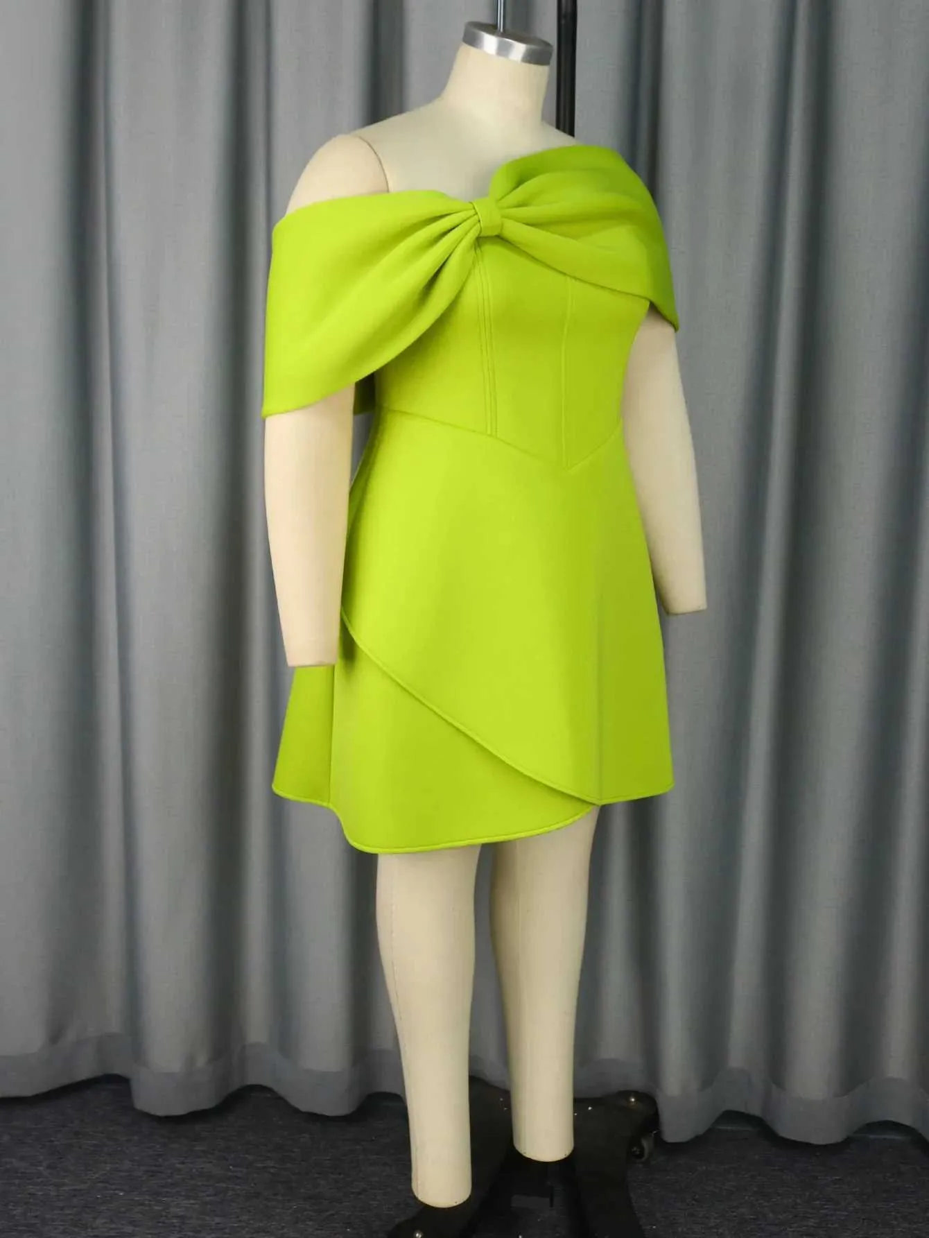 Lime Green Off-Shoulder Birthday Party Dress for Women - Slim Fit, Hip Gown, Formal Evening Event Robse (Plus Size)