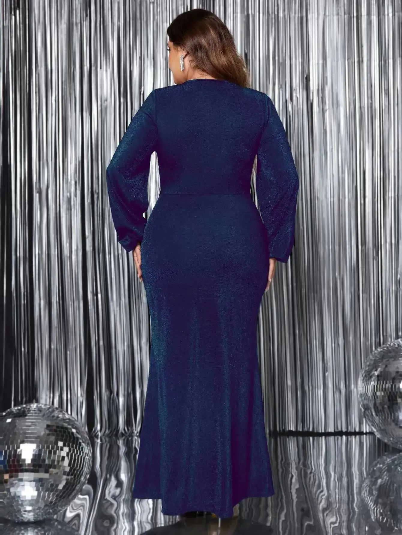 Plus Size Velvet Evening Dress Floor-Length Trumpet Silhouette Flare Bell  Sleeve Ruffled Collar Winter Wedding from Dhgate Plus size Dresses