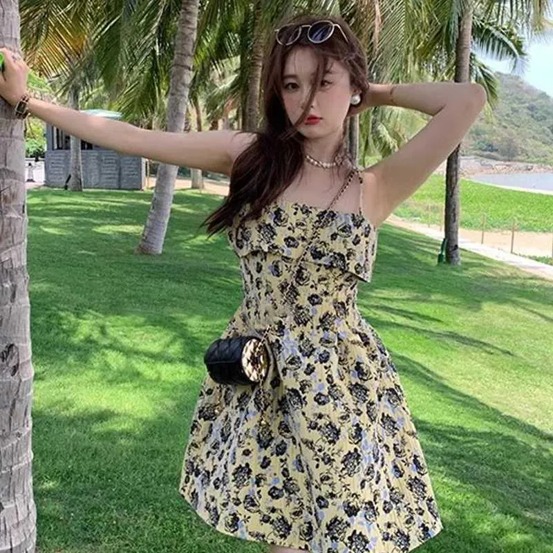 chinese dress ladies Elegant Solid Color Pleated Hem Spaghetti Strap Summer Dress for Women   Canary Houze