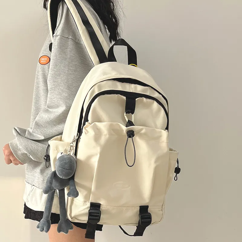 Large Capacity Travel Backpack: New Trend Premium Quality - Main Image