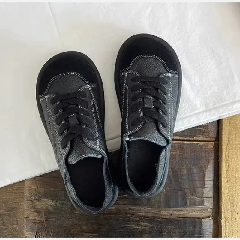 Schnürschuhe mit niedrigem Absatz, weicher Sohle, runder Zehenpartie, vulkanisiertem PU-Material für atmungsaktiven Tragekomfort, Damen-Sneaker 240921_voghion.com