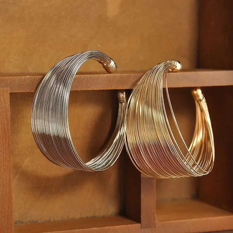 Aneneiceera Pulseras Punk en Capas, Brazalete Grueso de Oro con Textura Martillado, Joyería para Mujeres y Niñas, 10 Piezas