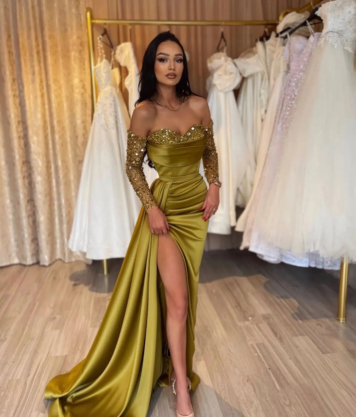 gold plus size a-line dress Gold Sparkly Halter Sweetheart Sequin Prom Evening Dress main image 1