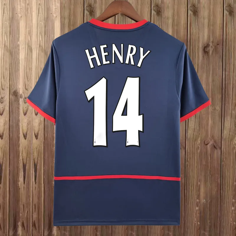 arsenal 2005 away kit