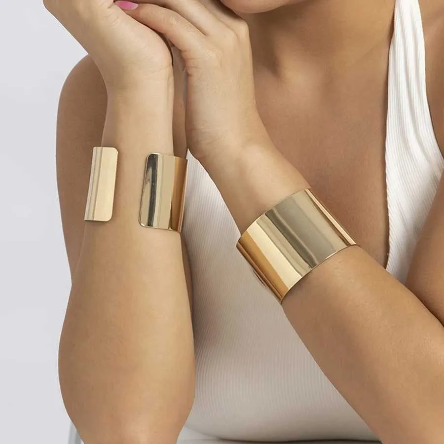 Stackable Bangles Women Gold Bangle Bracelets Set For Women - Wide Hinged Cuff & Twist Wrap Arm Jewelry 4 Piece Women's Chunky Bracelets