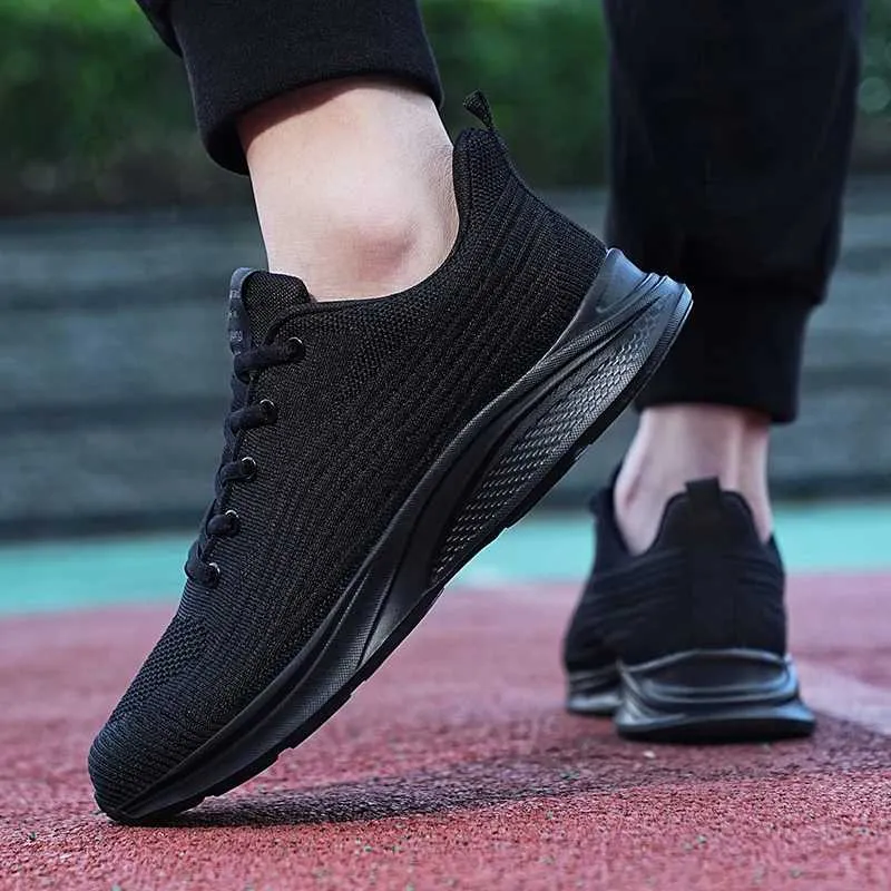 Memory foam tennis shoes mens online