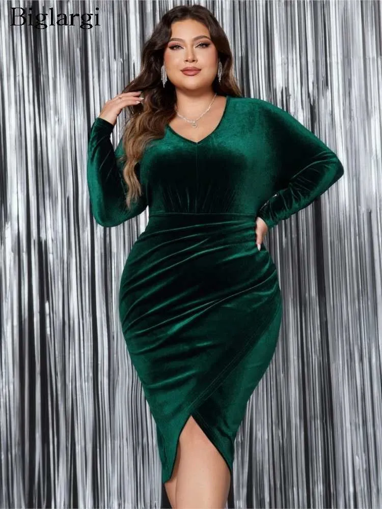 Velvet Autumn Mini Dress for Women V-Neck, Slim Fit, Bodycon, Irregular  Pleated, Long Sleeve