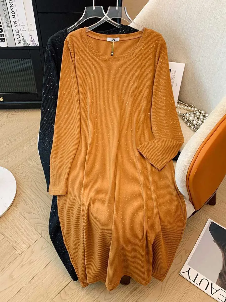 Plus Size Women's Mid-Length Slit Midi Sweater Dress - Loose Fit, Round Neck, Spring/Autumn, Black/Brown (4XL-8XL) - 150kg (M240924)